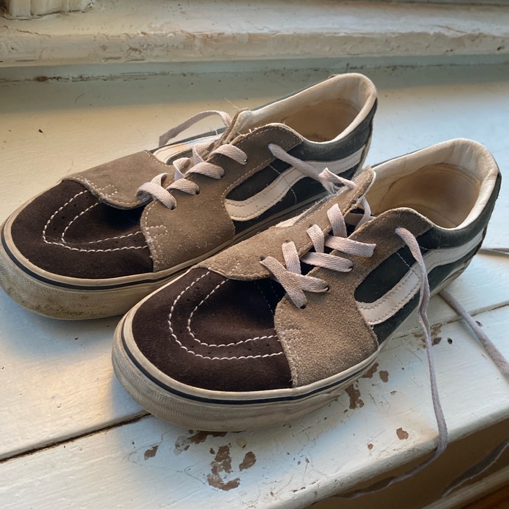 9.5 US Male Brown Green Vans